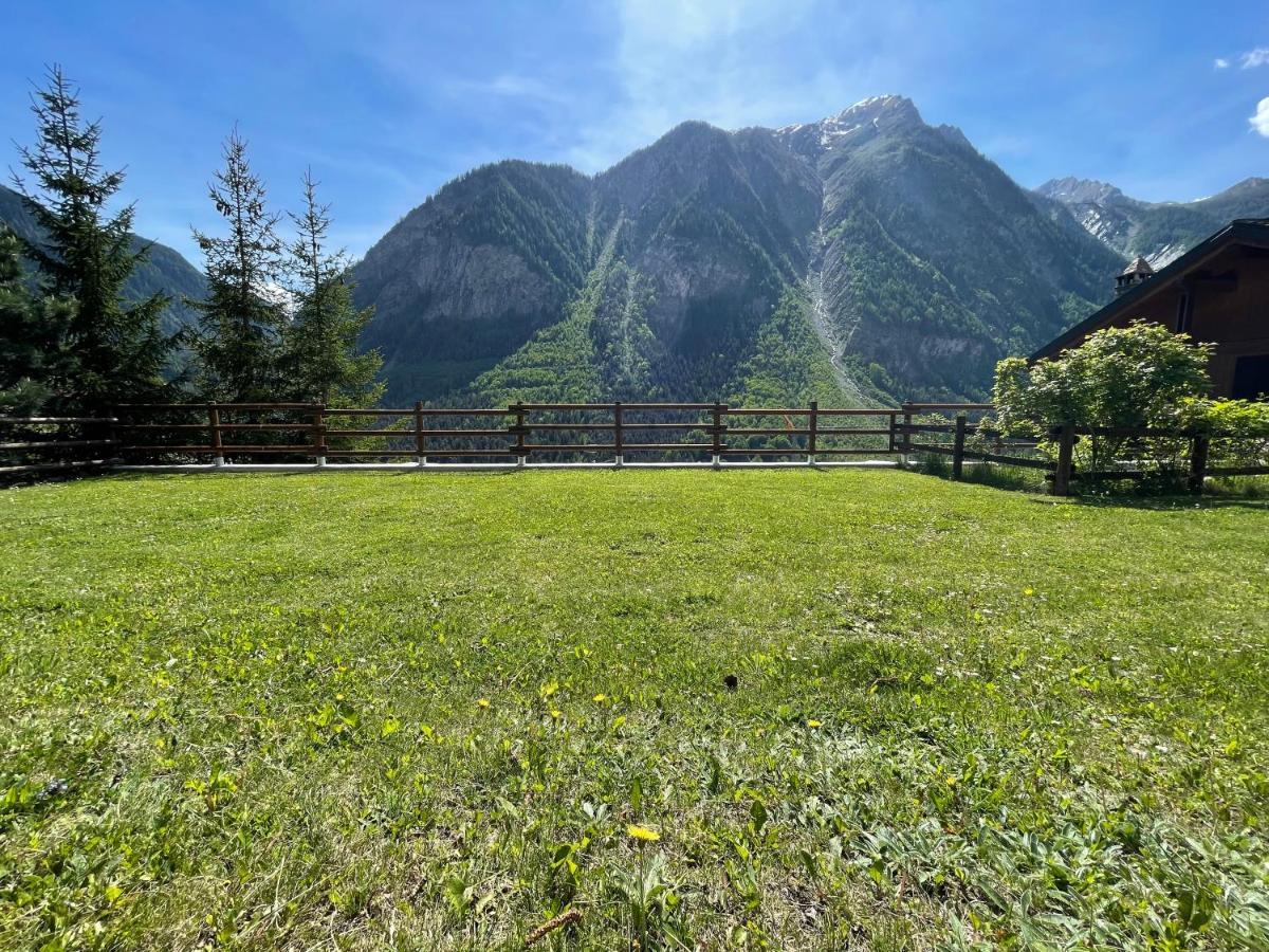 Courmayeur~Navetta Gratuita Per Il Centro+Impianti Exteriér fotografie